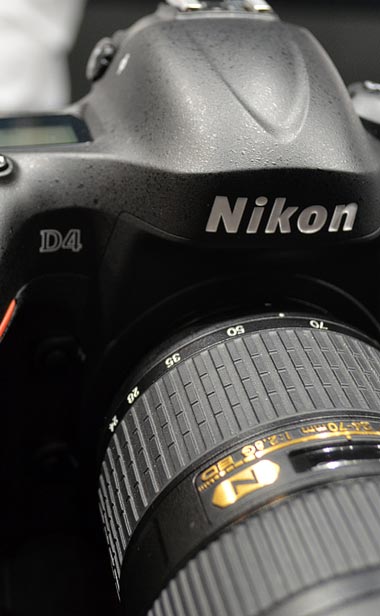 Nikon D4 Angle